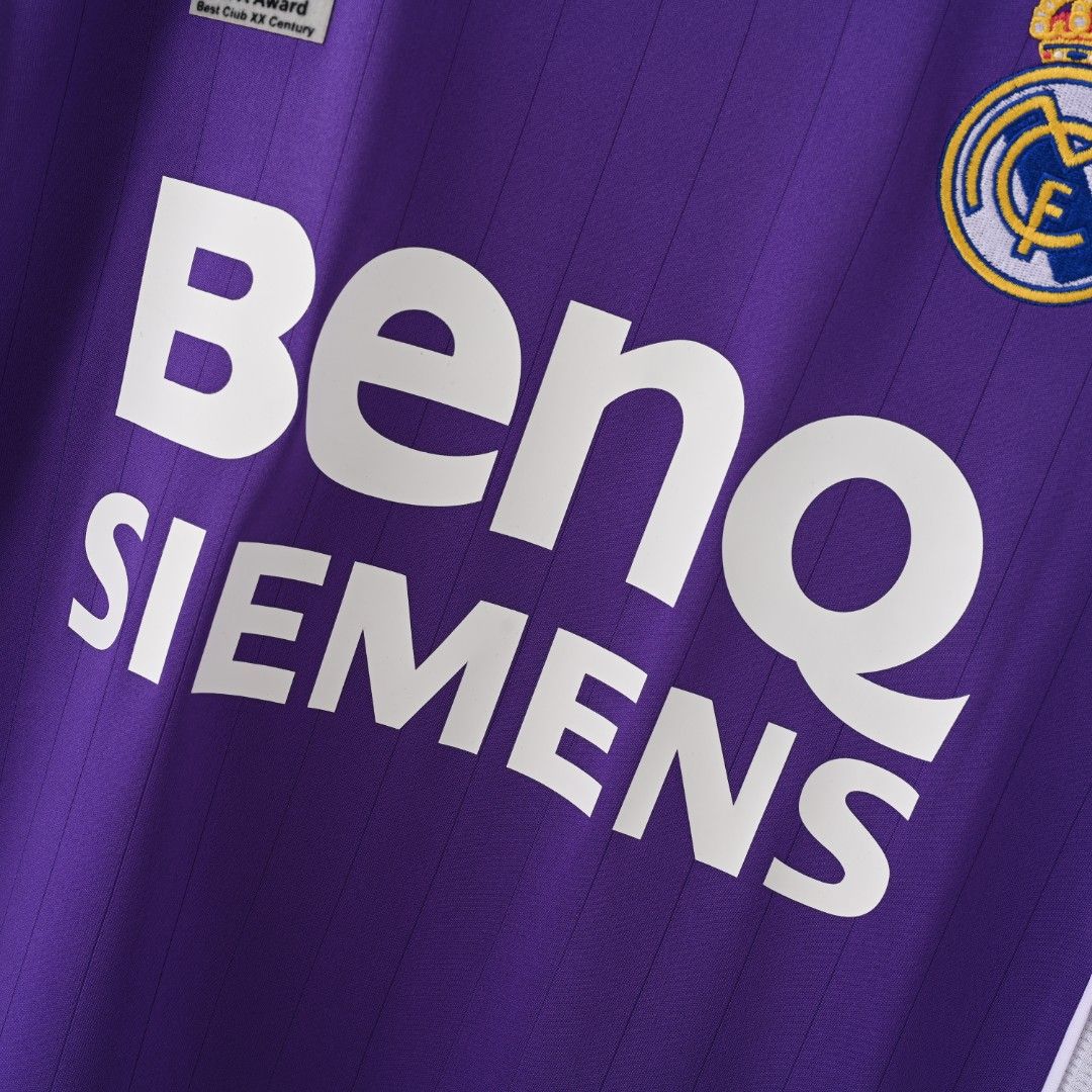Real Madrid 06/07 Retro Jersey (Category: Activewear) located in Singapore. Submitted by calcio_sport_jersey (Listing ID 1444440511, Image 3). Description: 👕 Brand New Jersey ⚽ Customize Sports Jerseys✨ ✅ Easy Payment: Paynow ✅ Latest or Retro Style ✅ Pm Me For More Jersey Info ✅ Personalize: Name, Number, Patch ✅ High Quality Printing: $5 (Name + Number) ✅ Patch Add-ons: $2 each 🎉Free Shipping on 2+ items‼️🎉 Buy more and save on delivery/disc