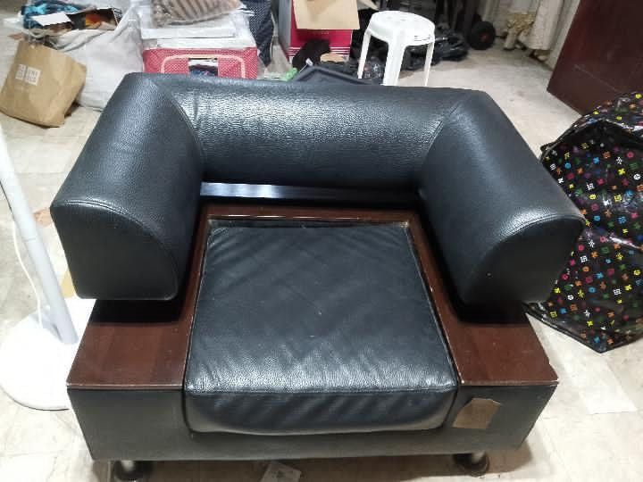 Sala Sofa Set (Category: Sofas) located in Quezon City. Submitted by tinportia (Listing ID 1444333571, Image 2). Description: 3 seater 1 seater 1 seater.