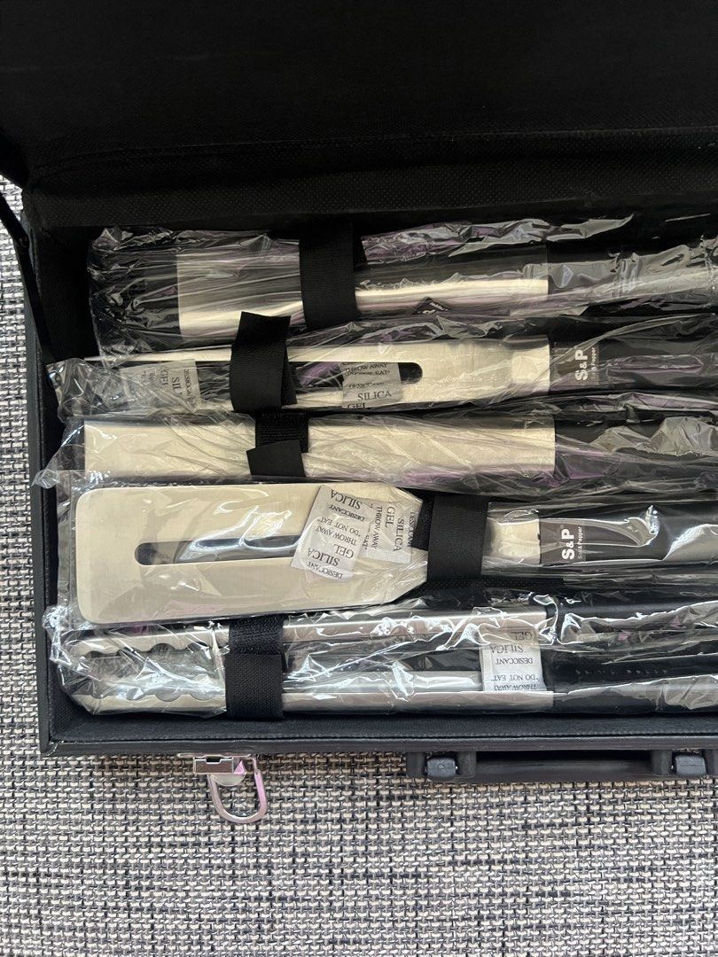 Salt&Pepper (S&P) brand 5-piece BBQ tool set (Category: Other Kitchenware & Tableware) located in Cainta. Submitted by vrenaussiegoods (Listing ID 1444348794, Image 2). Description: .
