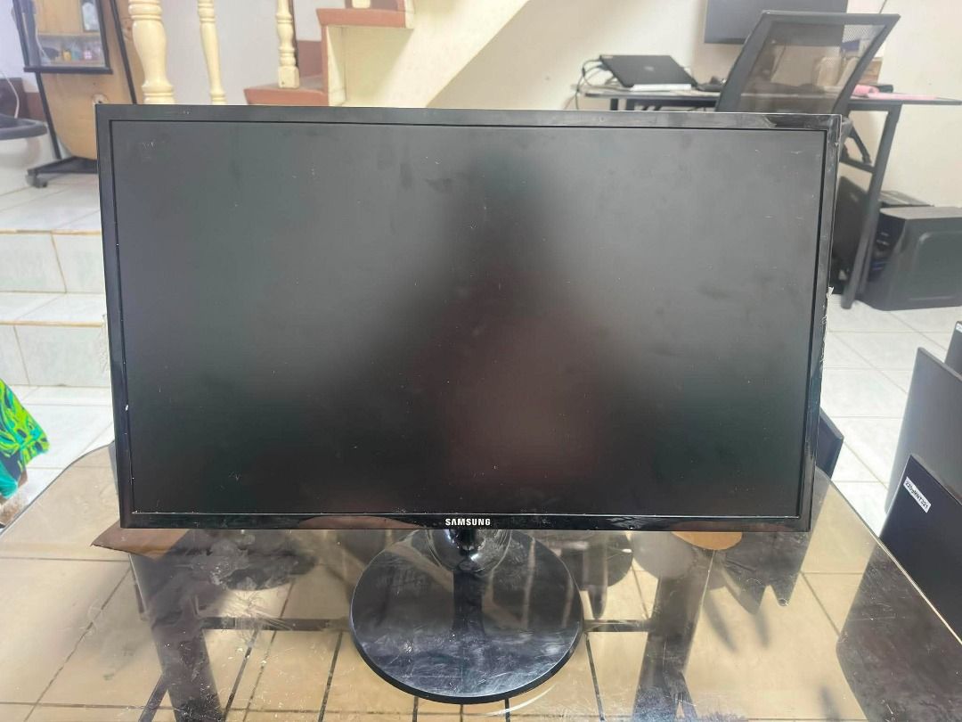 Samsung Computer Monitor (Category: Desktops) located in Caloocan City. Submitted by paulinegaerlan16 (Listing ID 1444352781, Image 1). Description: MONITOR SALE — READY FOR YOUR SETUP! Upgrade your workstation, gaming setup, or office space with quality LED monitors available now! PHILIPS 22” 223V LED MONITOR Available: 3 PCS Price: ₱1,500 each SAMSUNG 22” LS22F LED MONITOR Available: 8 PCS Price: ₱1,600 each SAMSUNG 24” LS24F PLS MONITOR Availa