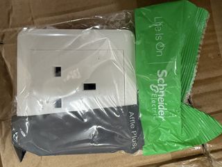 （分類：）位於 。 由 airssn 提交（商品編號 1444486264，圖片 1）。簡介： 。