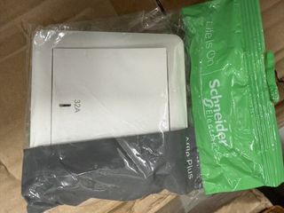 （分類：）位於 。 由 airssn 提交（商品編號 1444486561，圖片 1）。簡介： 。
