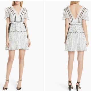 (Category: ) located in . Submitted by stylingtrends.coll (Listing ID 1444383795, Image 1). Description: .