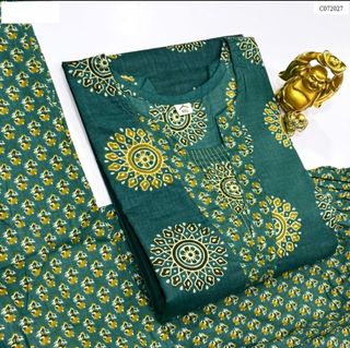 (Category: ) located in . Submitted by vibrantdecorclothing (Listing ID 1444426866, Image 1). Description: .