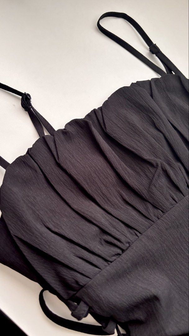 SHEIN MOD Black Ruched Long Dress (Category: Dresses) located in Santo Domingo. Submitted by tr3asure_trove (Listing ID 1444367370, Image 3). Description: Location: Ilocos Sur - SHEIN MOD Black Dress - Ruched bust detail - Adjustable spaghetti straps - Side tie details on skirt RFS: Decluttering Used twice. Fits small to medium. Adjustable on waist area. MOP: Payment first policy through BDO bank transfer or GoTyme. No COD. MOD: J&T Express. Ship