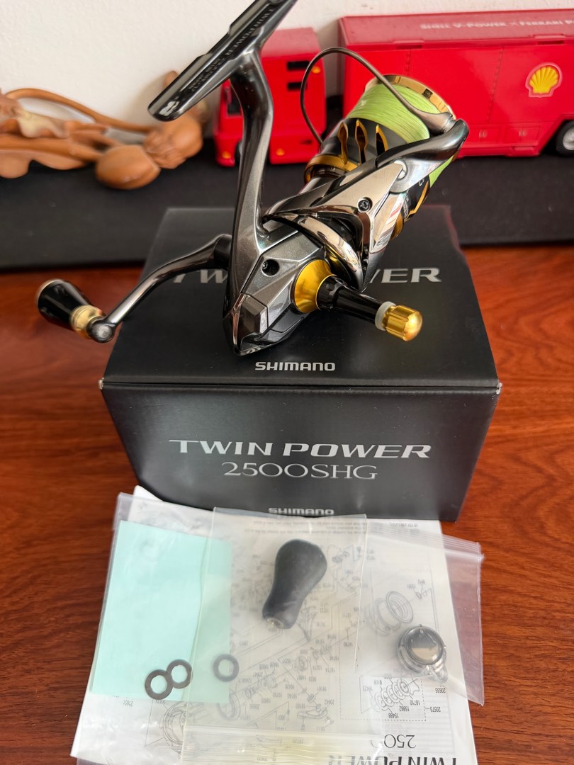 Shimano Twin Power 2500SHG Fishing Reel, Sports Equipment, Fishing