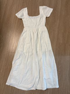 (Category: ) located in . Submitted by declutter_my_clothes (Listing ID 1444350353, Image 1). Description: .