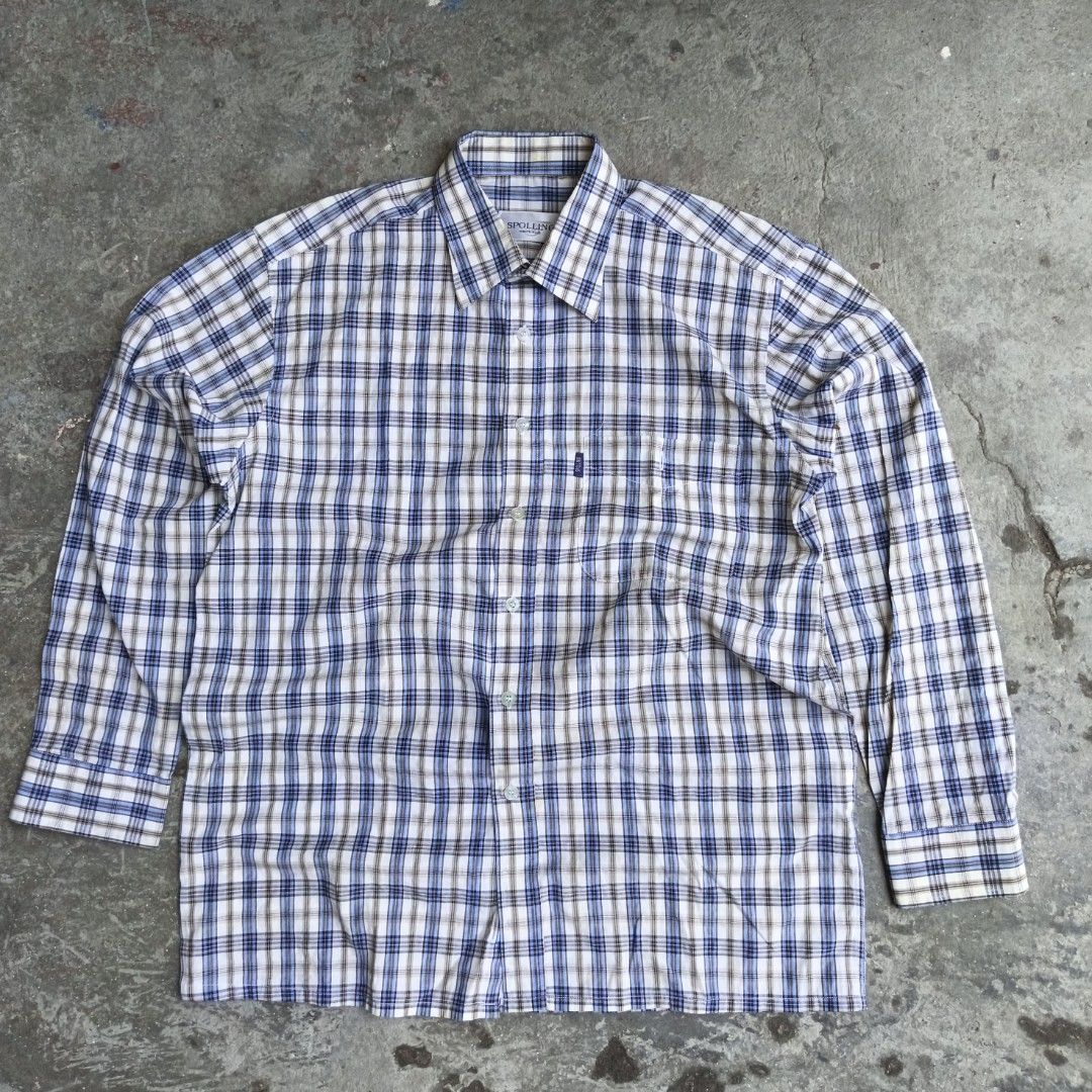 Spolling Plaid Long Sleeve Button Up Shirt (Category: Tshirts & Polo Shirts ) located in General Mariano Alvarez. Submitted by adrianatas11 (Listing ID 1444496128, Image 1). Description: SPOLLINGS BUTTOM UP❗ ‎Medium ‎20 width 28 length No issue ‎Good Condition ‎Need Wash.