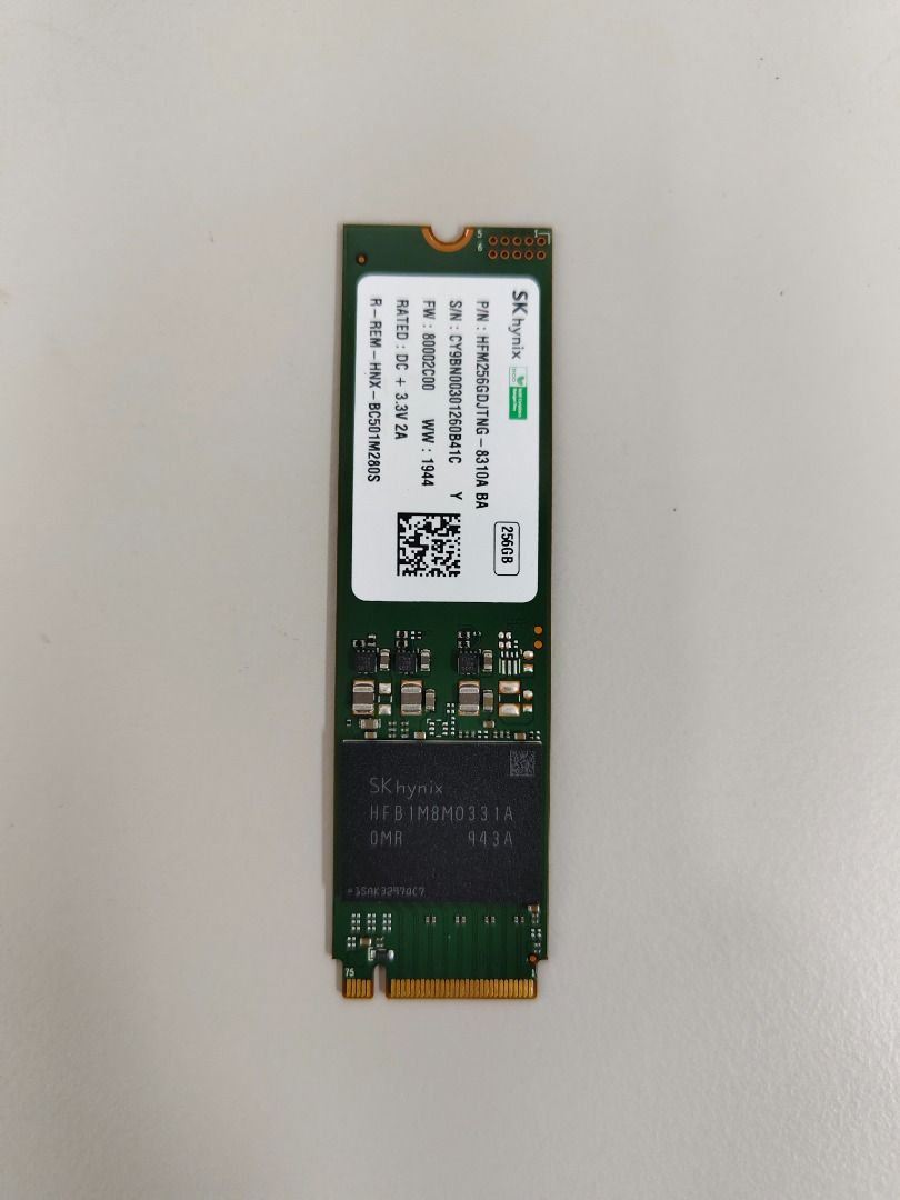 由 onds100 (刊登 ID 1444310198，圖片 1) 提交，位於 嘉義市 (Chiayi City) 的 ssd 256g(單支700) (類別：硬碟及儲存裝置)，說明：sk ssd 256g(單支700)。