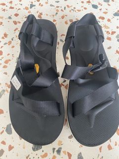 (Category: ) located in . Submitted by my2ndwear (Listing ID 1444406640, Image 1). Description: .