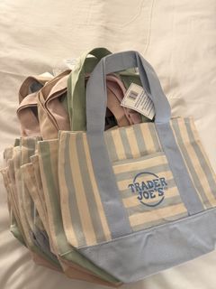 （分類：）位於 。 由 buttonsandbottoms 提交（商品編號 1444475810，圖片 1）。簡介： 。