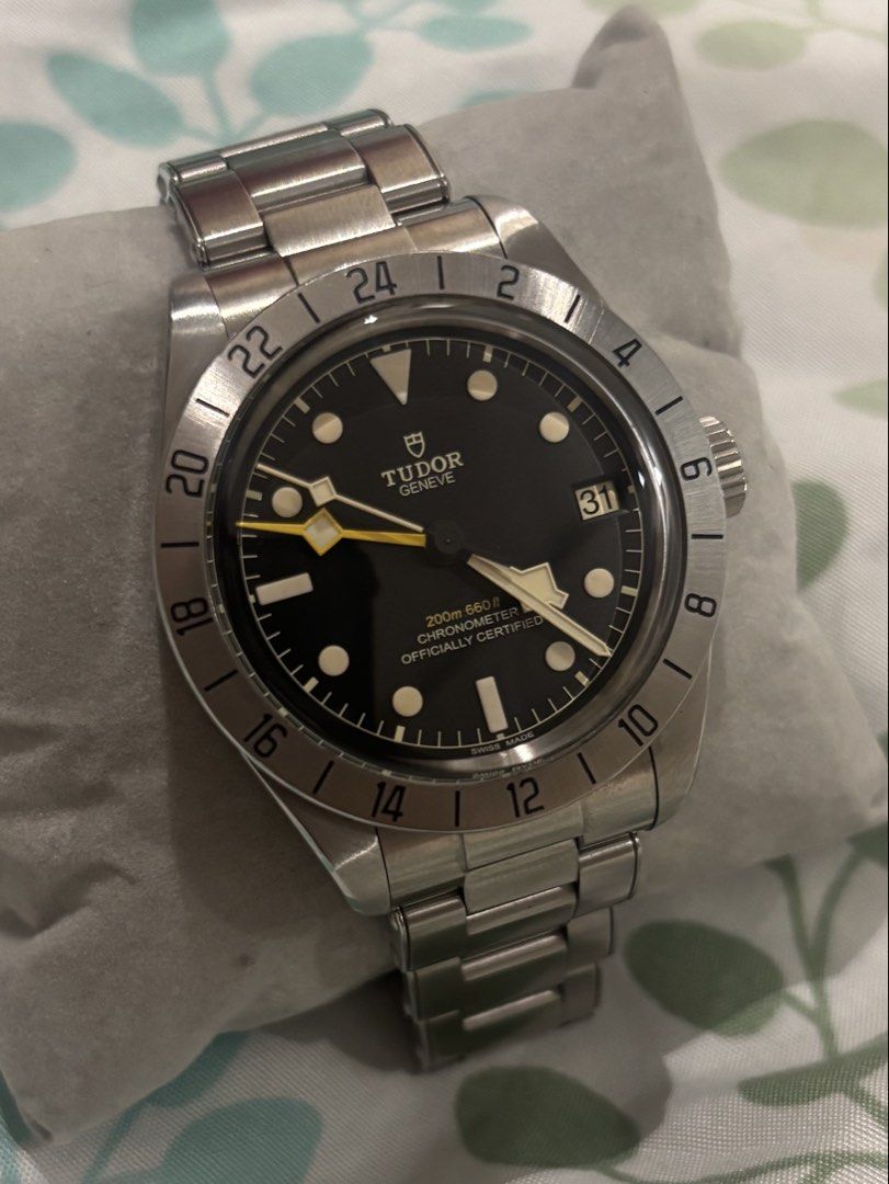 Tudor black bay pro gmt (Category: Luxury Watches) located in Quezon City. Submitted by johnloa (Listing ID 1444449404, Image 2). Description: Comes complete set 2023 Condition 9/10 Case Size: 39mm Lug to Lug: 47mm Case Thickness: 14.6mm Lug Width: 20mm Case Material: Stainless Steel Water Resistance: 200m Movement Type: Automatic Power Reserve: 70 Hours Movement: Tudor Caliber MT5652 Lume: Super-LumiNova Crystal: Domed Sapphire Strap: Three-Link