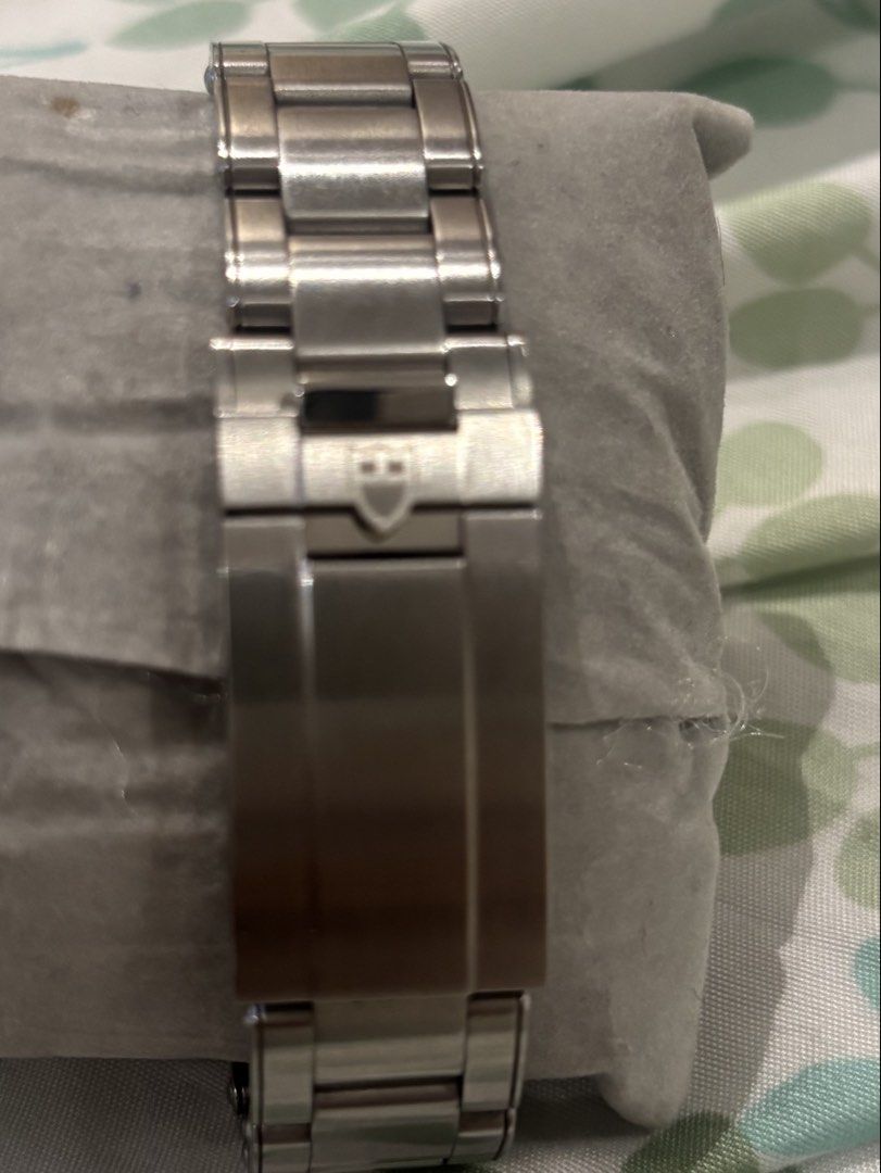 Tudor black bay pro gmt (Category: Luxury Watches) located in Quezon City. Submitted by johnloa (Listing ID 1444449404, Image 3). Description: Comes complete set 2023 Condition 9/10 Case Size: 39mm Lug to Lug: 47mm Case Thickness: 14.6mm Lug Width: 20mm Case Material: Stainless Steel Water Resistance: 200m Movement Type: Automatic Power Reserve: 70 Hours Movement: Tudor Caliber MT5652 Lume: Super-LumiNova Crystal: Domed Sapphire Strap: Three-Link