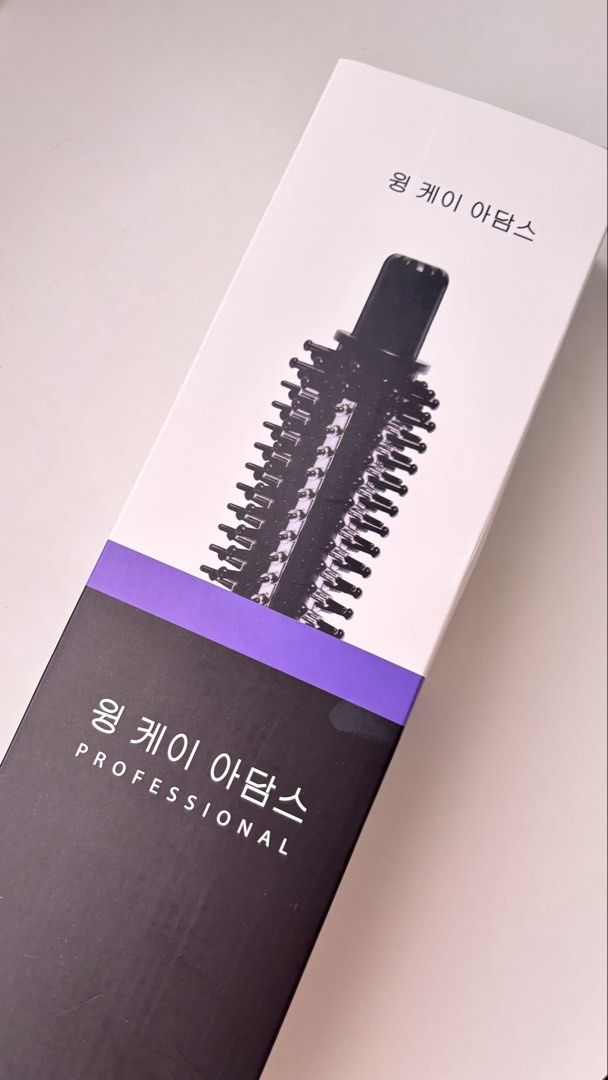Ubeator 32mm Hair Curler (Category: Hair) located in Santo Domingo. Submitted by tr3asure_trove (Listing ID 1444346655, Image 3). Description: Location: Ilocos Sur - Professional 32mm hot air brush - Adjustable heat settings: 150°C to 230°C - Simple ON/OFF and temperature control buttons RFS: Don’t know how to use. No issues!! Comes w/ with orig box. Originally bought for ₱1,200+sf but selling it for ₱650 only. MOP: Payment first policy through B