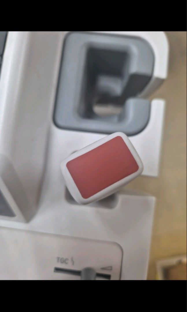 Ultrasound Machine (Category: Medical Supplies & Tools) located in Angeles City. Submitted by ryainramos (Listing ID 1444321438, Image 2). Description: Brand: Samsung eko7 3probes Convex Linear Cardiac/2d echo Price: 300k.