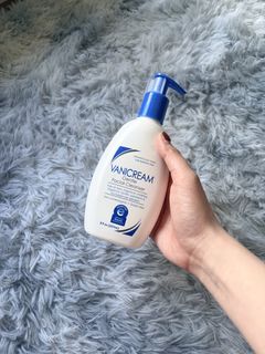 (Category: ) located in . Submitted by skinsourcemnl (Listing ID 1444376516, Image 1). Description: .