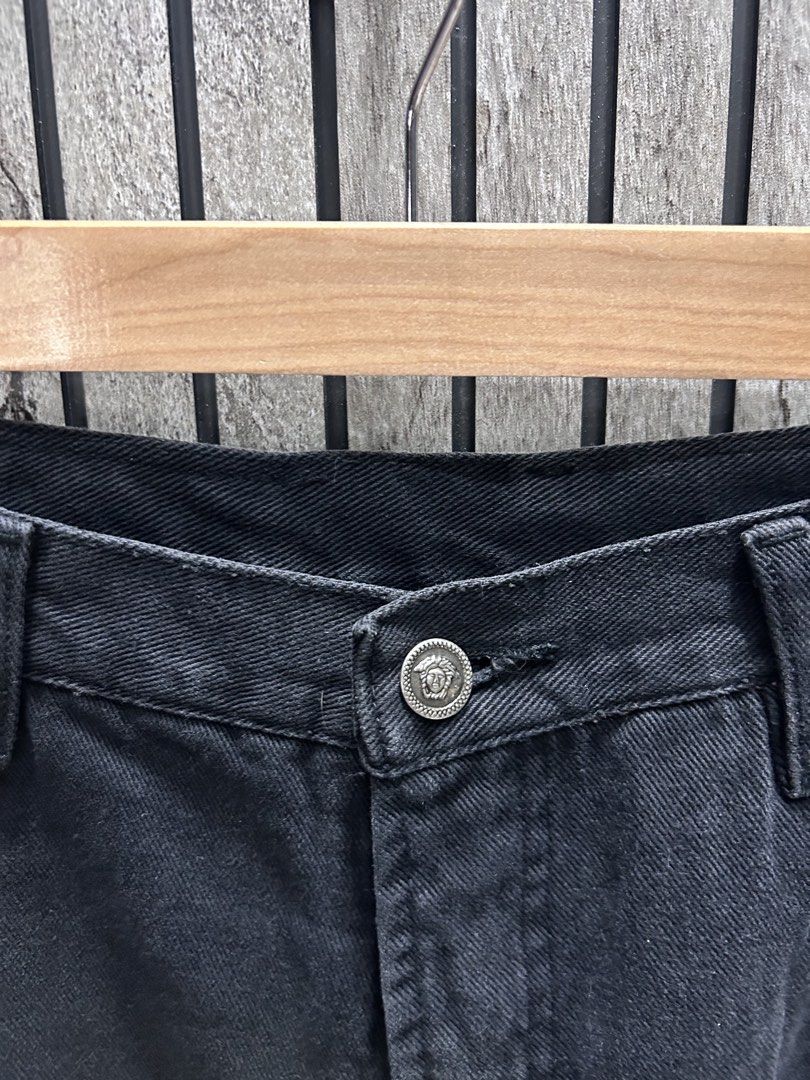 Versace Couture Jeans (Category: Jeans) located in Malasiqui. Submitted by blckfourthrift (Listing ID 1444377109, Image 3). Description: Versace Couture Jeans Waist: 32 Length: 38.5 Leg Opening: 9 Issue/s: Removed belt loop & hole (due to the belt loop), Tattering, stains .