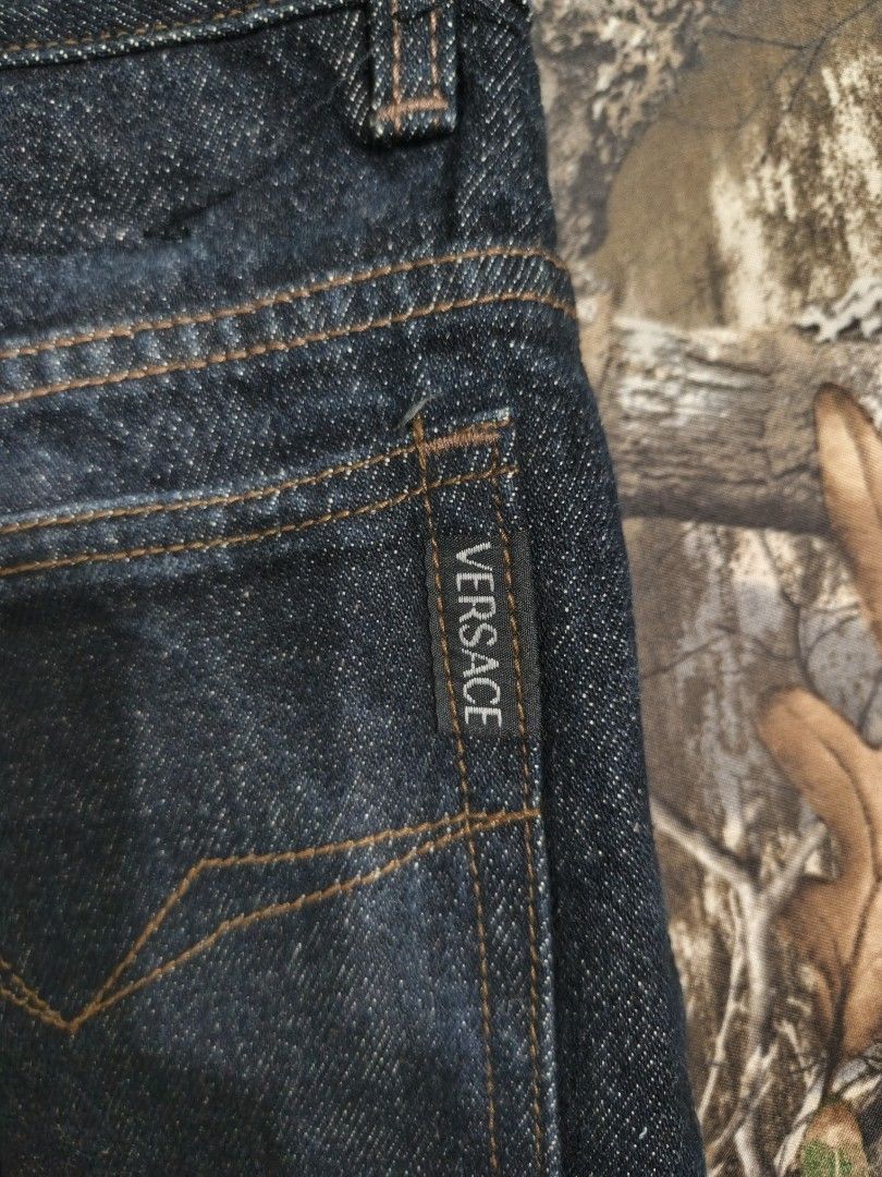 VERSACE JEANS COUTURE (Category: Jeans) located in Iriga City. Submitted by herwintmartirez (Listing ID 1444425281, Image 2). Description: VERSACE JEANS COUTURE SIZE 32 ON TAG 30 TAPE MEASURE LENGTH 44 L/O 8 EXCELLENT.