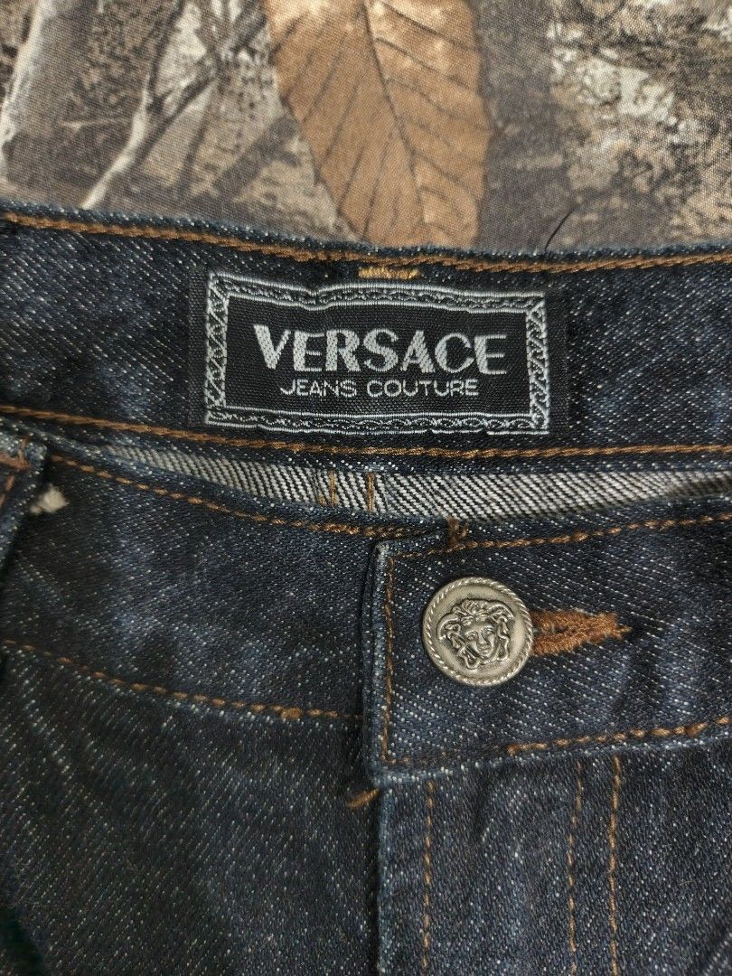 VERSACE JEANS COUTURE (Category: Jeans) located in Iriga City. Submitted by herwintmartirez (Listing ID 1444425281, Image 3). Description: VERSACE JEANS COUTURE SIZE 32 ON TAG 30 TAPE MEASURE LENGTH 44 L/O 8 EXCELLENT.