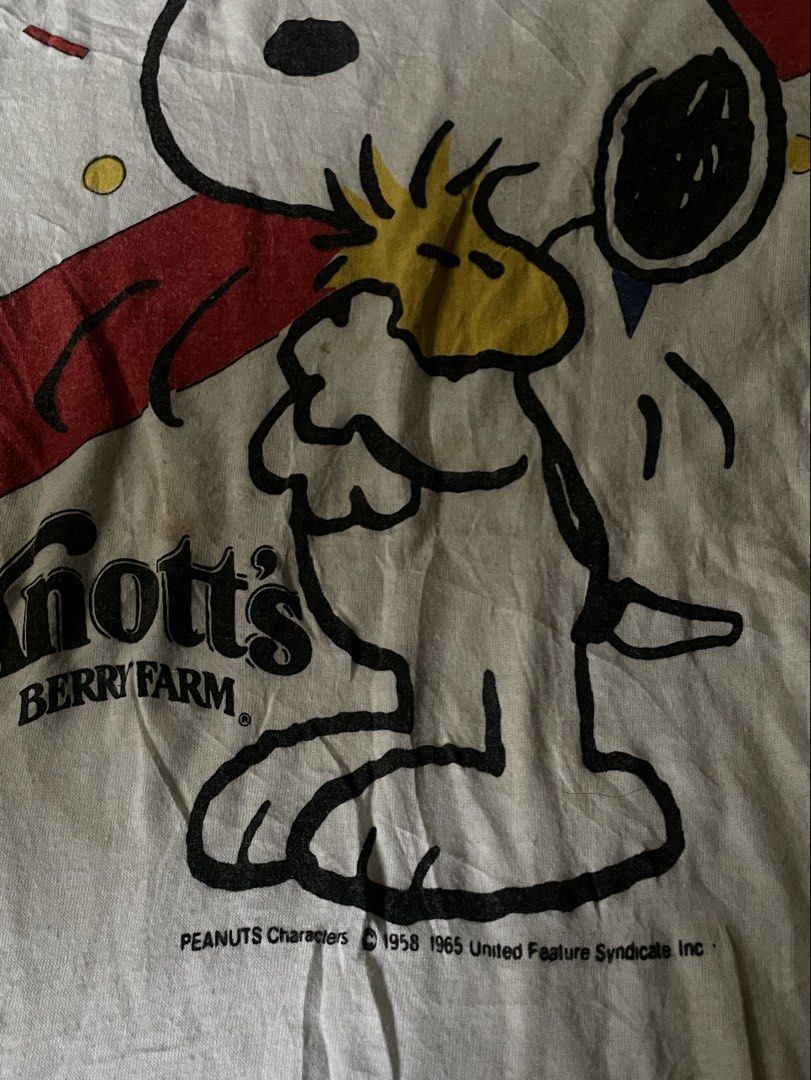 VINTAGE 60’s PEANUT SHIRT (Category: Tshirts & Polo Shirts ) located in Cagayan de Oro. Submitted by patrickjam03829 (Listing ID 1444408886, Image 2). Description: minimal sign of use cuz its vintage.