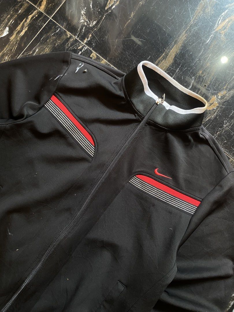 Vintage Nike Team Track Jacket (Category: Coats, Jackets and Outerwear) located in Abucay. Submitted by ukaystream (Listing ID 1444394617, Image 2). Description: NEGOTIABLE‼️ Size:M - L Width: 24 Length: 26 Issue (s): Different Stains ( Sight Pictures ) Condition: 9/10 Mine: 650 Direct Personal Message for Offers Just Swipe for Other Details Washed and Ready to Wear We Can Ship Nation Wide‼️ ⚠️Thrift City Co. is not affiliated or connected in any