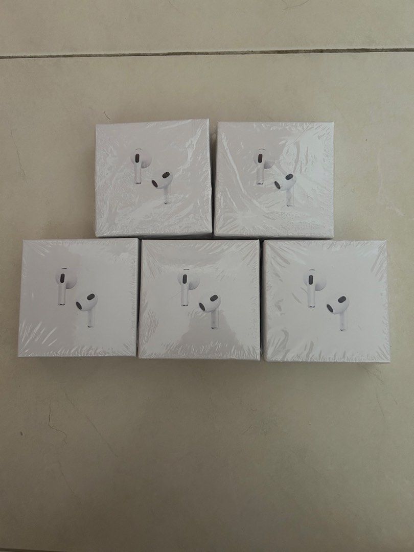 Wireless Earpiece (Category: Earphones) located in Singapore. Submitted by ht658 (Listing ID 1444229521, Image 1). Description: high quality not authentic apple airpods, brand new with plastic wrap meet 532985 1 for $27, 3 for $75 buy all $120.