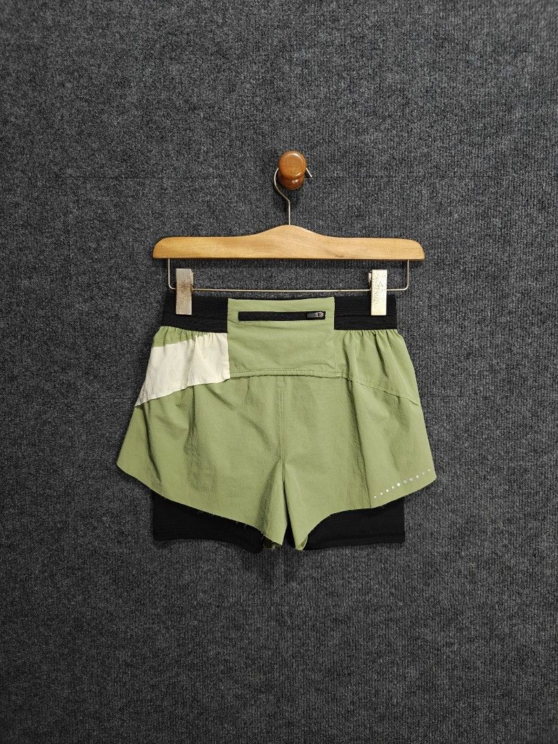 Clearance Sale ❗Wow 2-in-1 Running Shorts with Built-in Compression (Category: Activewear) located in Alaminos. Submitted by epargne (Listing ID 1444336162, Image 3). Description: Condition: Perfect ! Color rate: 10/10 Size: Small Measurement: ⬇️⬇️⬇️ Waistline' 26-28 'Length' 11 Issue: None.