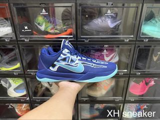 由 xh._.sneakers (刊登 ID 1444388250，圖片 1) 提交，位於 的 (類別：)，說明：。