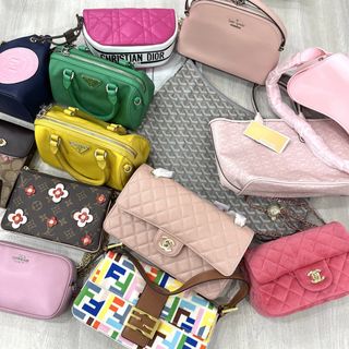 (Category: ) located in . Submitted by bccloset_ (Listing ID 1444376894, Image 1). Description: .