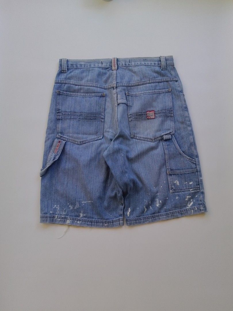 Y2k paco baggy Jorts carpenter/FUBU,SeanJohn,Rocawear,EckoUnltd.,KarlKani,Akademiks,Coogi,Southpole,MeccaUSA,Dickies,Ed Hardy,DCShoes,JohnnyBlaze,Wu-Wear,Rocawear,DadaSupreme,JNCO,affliction,evisu,mecca,sohk,leepipes,tapout,mmaelite,monster,y2k, (Category: Shorts) located in Malasiqui. Submitted by jspr_archive (Listing ID 1444467687, Image 1). Description: -paco W-36.5 L-25 Leg-12.5.