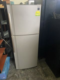 (Category: ) located in . Submitted by mrytrade (Listing ID 1444576579, Image 1). Description: .