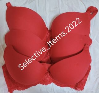 (Category: ) located in . Submitted by Selective_items.2022 (Listing ID 1443440212, Image 1). Description: .
