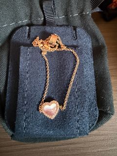 (Category: ) located in . Submitted by shopaholic.chic (Listing ID 1444510609, Image 1). Description: .