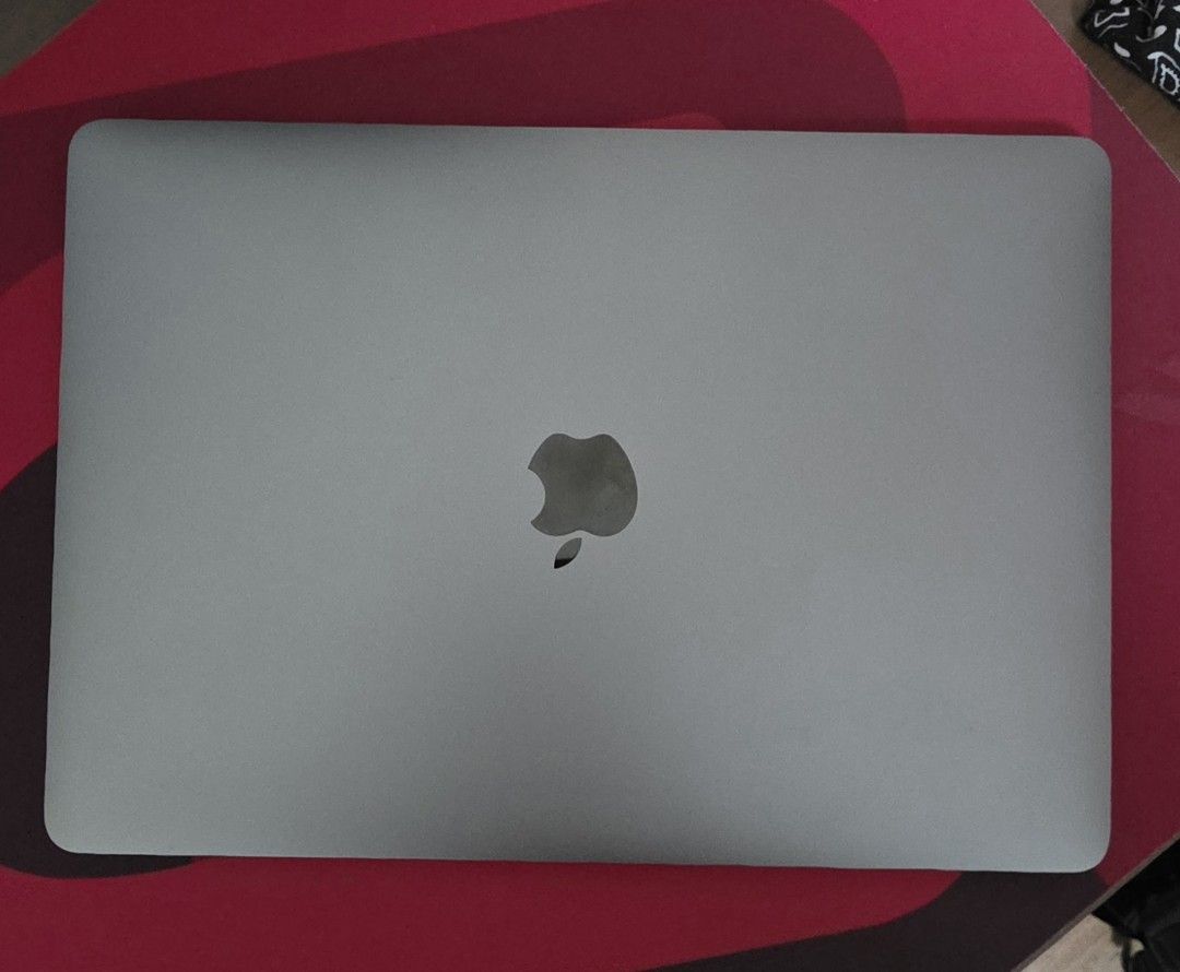 Apple MacBook Pro 13-inch (Category: Laptops & Notebooks) located in Caloocan City. Submitted by adrian575 (Listing ID 1444607845, Image 3). Description: - MacBook Pro 13-inch, 2022 8gb RAM, 512gb storage with box and charger halos di nagamit, 100% batt health 30 cycle counts rfs: rog zephyrus meetups preferably SM North/Trinoma dm for any queries slightly nego.