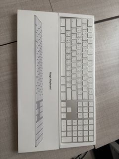 Apple Magic Keyboard with Numeric Keypad (Boxed)498807259656376320