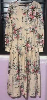 (Category: ) located in . Submitted by pre.lovedclothes (Listing ID 1444515960, Image 1). Description: .