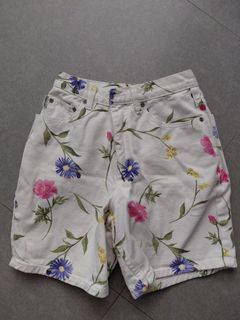 (Category: ) located in . Submitted by mkaeo (Listing ID 1444501831, Image 1). Description: .