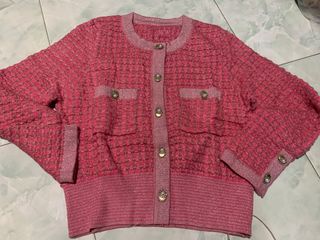 (Category: ) located in . Submitted by lovescarf8 (Listing ID 1444540609, Image 1). Description: .
