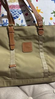 (Category: ) located in . Submitted by lovedbymeclothes (Listing ID 1444607783, Image 1). Description: .