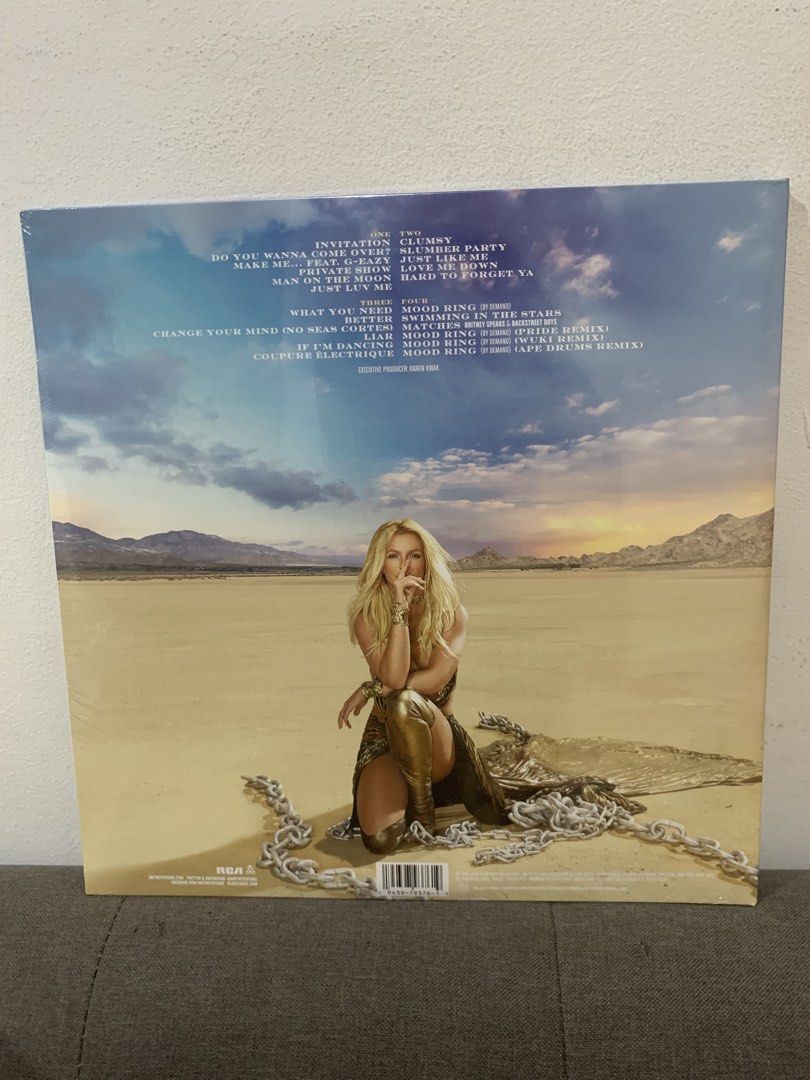 Britney Spears Glory Deluxe 2LP in White Vinyl (Category: Vinyls) located in Cebu City. Submitted by _collectunbox_ (Listing ID 1408659045, Image 2). Description: Brand New Sealed Location: Cebu.