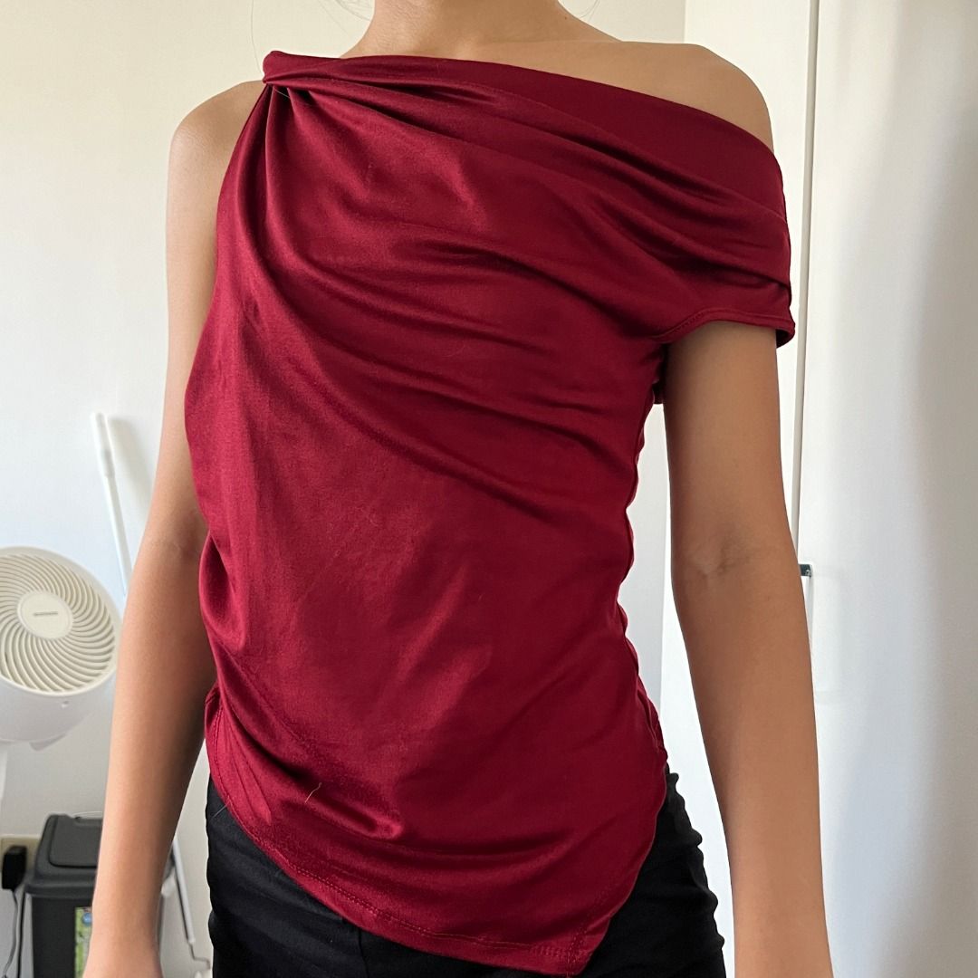 BSCO Asymmetrical Off-Shoulder Heidi Top Maroon Red One-Shoulder Drape (Category: Sleeveless) located in Santa Rosa. Submitted by declutterbyfena (Listing ID 1444571675, Image 2). Description: srp: 140 selling: 85 loc: santa rosa, laguna - bought from black app (BSCO) - cotton fabric - fits large - Ideal for night outs or special occasions.
