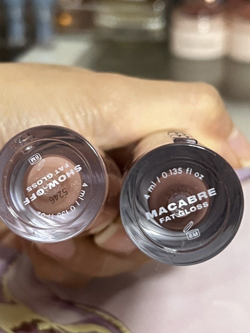 Bundle Issy Fat Gloss (Category: Makeup) located in Paranaque City. Submitted by wakeupnmakeup.ph (Listing ID 1444661297, Image 3). Description: Take all with boxes.