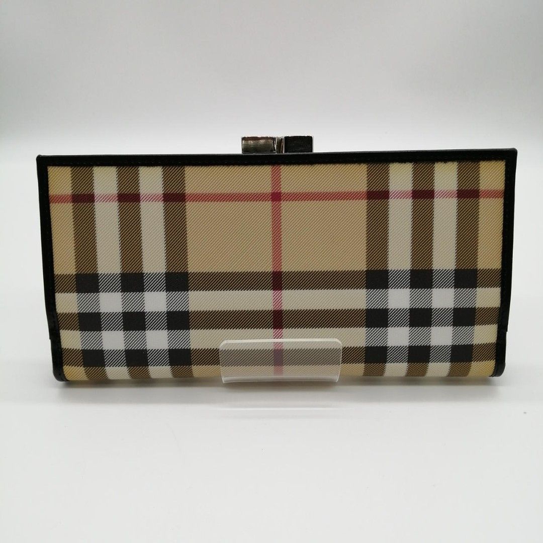 Burberry Nova Check Kiss-Lock Frame Long Wallet (Category: Luxury Bags & Wallets) located in San Ildefonso. Submitted by indaaay (Listing ID 1444641728, Image 3). Description: •original •no box or card (i lost it - left at our old house) •bought in japan •used for a week or less (realized it was not my style).