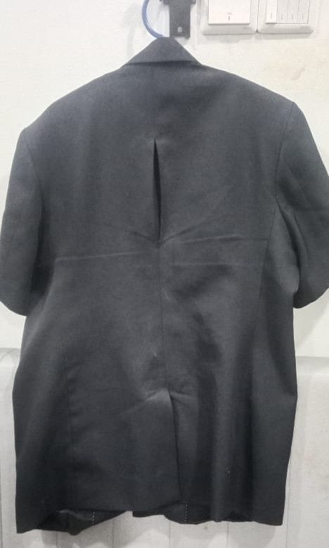 Bush Jacket Driver/Bodyguard/Security (Category: Coats, Jackets and Outerwear) located in Kuala Lumpur. Submitted by fareez9200 (Listing ID 1444604113, Image 1). Description: polyester 1 set.