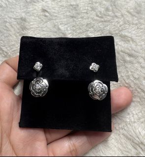 (Category: ) located in . Submitted by solize_closet (Listing ID 1444588759, Image 1). Description: .