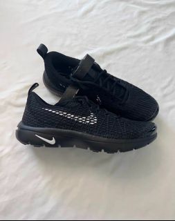NIKE Collection item 2