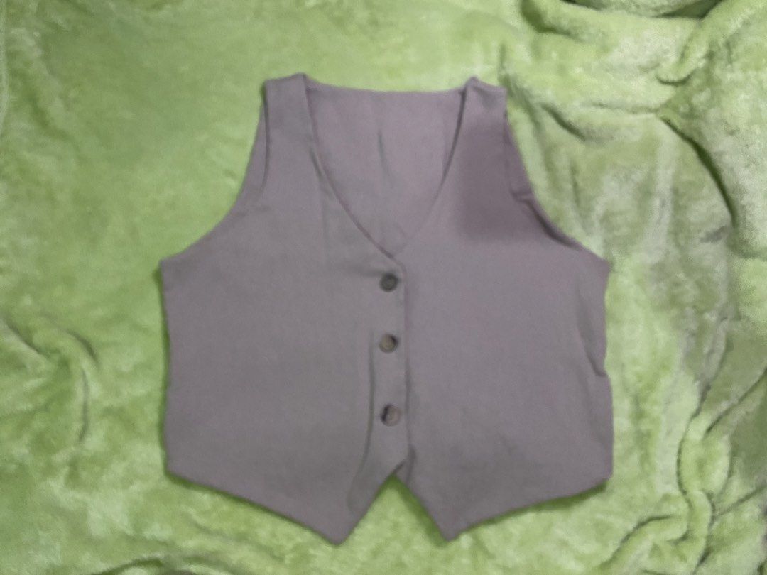 COORDS Vest and Skort (Category: Sets or Coordinates) located in Bacoor. Submitted by deaclutter.ph (Listing ID 1444580649, Image 2). Description: > Never worn! > Inaccurate color due to lighting (refer to 5th slide for actual color) > No when worn picture > No COD > GCash, GoTYME, Maya > MOD: lalamove or jnt > SF paid by buyer.