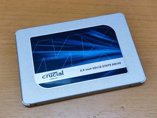 Crucial 2.5-inch SSD Solid State Drive498049064948224000