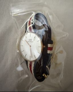 (Category: ) located in . Submitted by shop.here123 (Listing ID 1444644934, Image 1). Description: .