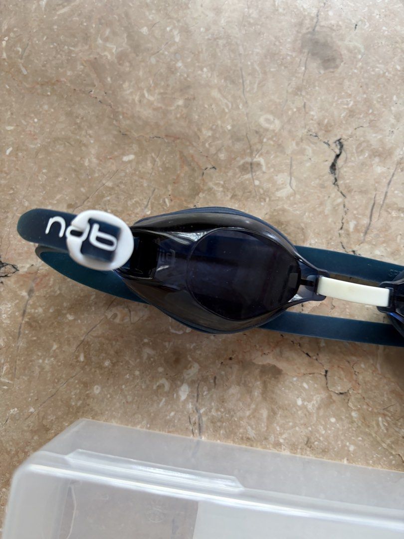 Decathlon Goggles, Dark Blue (Category: Water Sports) located in Quezon City. Submitted by tidyup.lara (Listing ID 1444497727, Image 2). Description: Sold as is, as shown in photo Condition 8/10: used but in good condition.